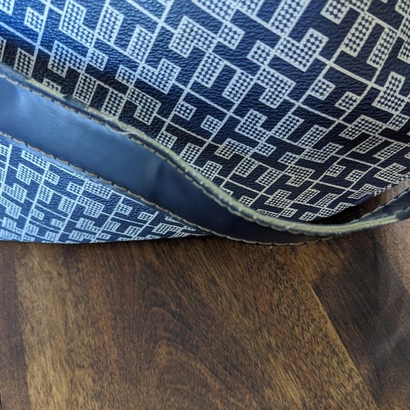 Tommy Hilfiger bag - Picture 4 of 5
